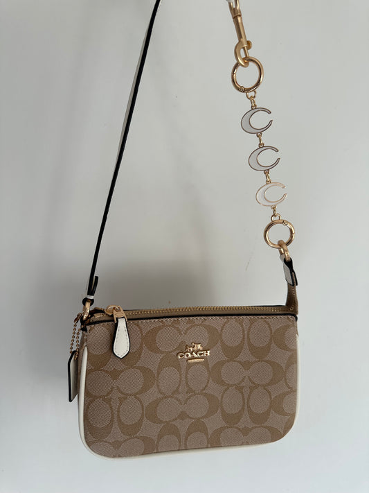 Shoulder bag pouch