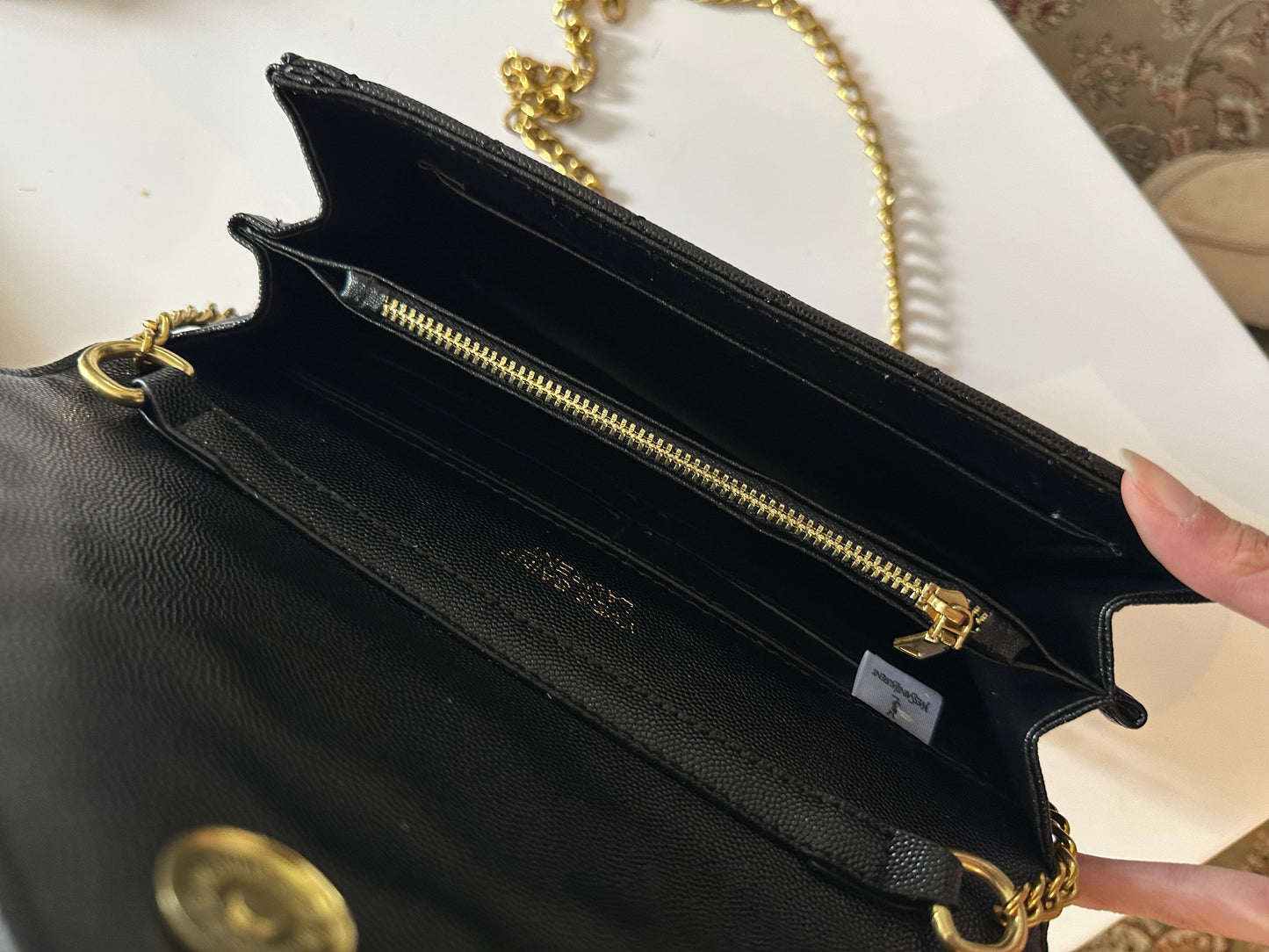 Black Mattlesse Cross body clutch Bag