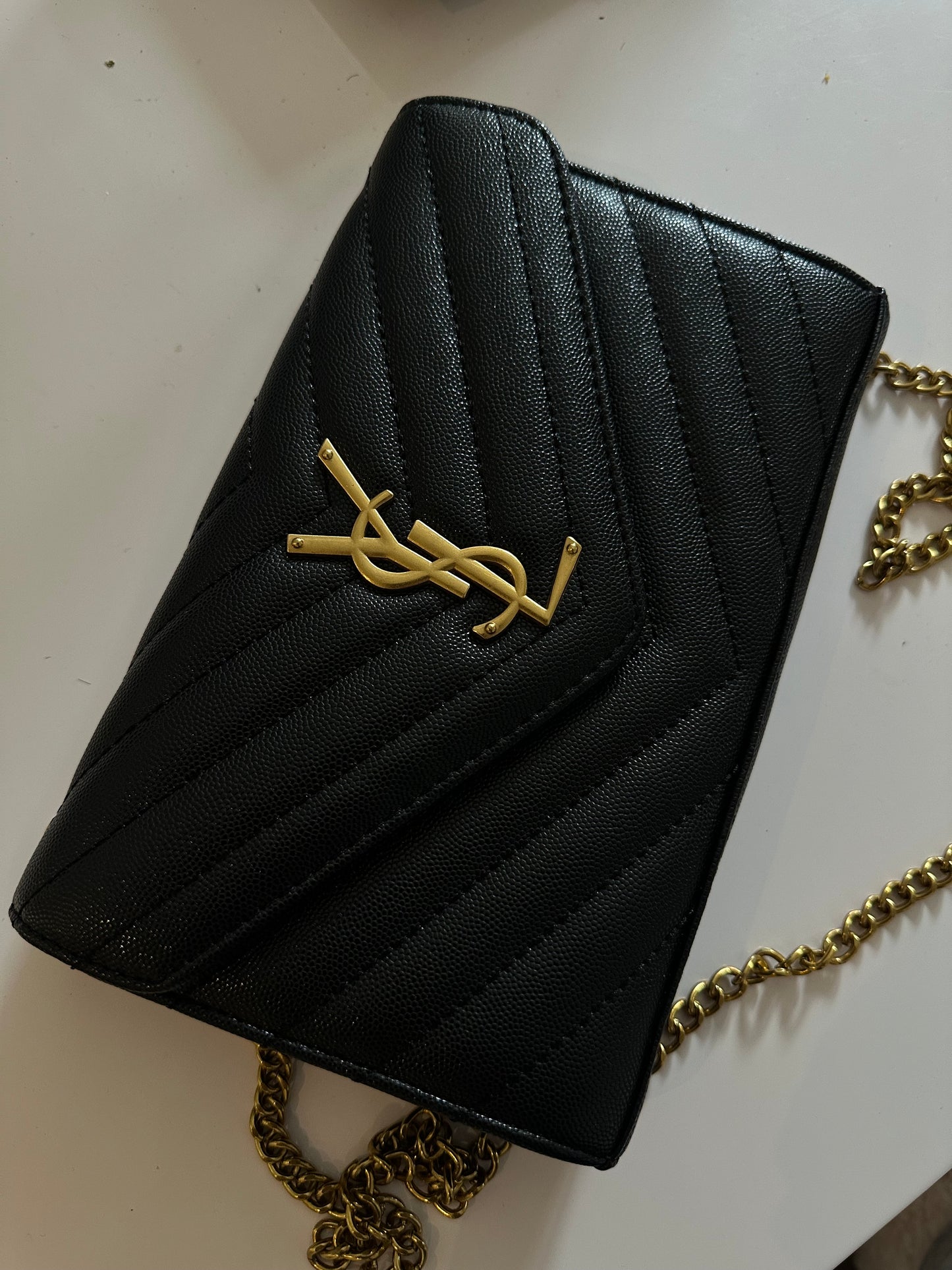 Black Mattlesse Cross body clutch Bag