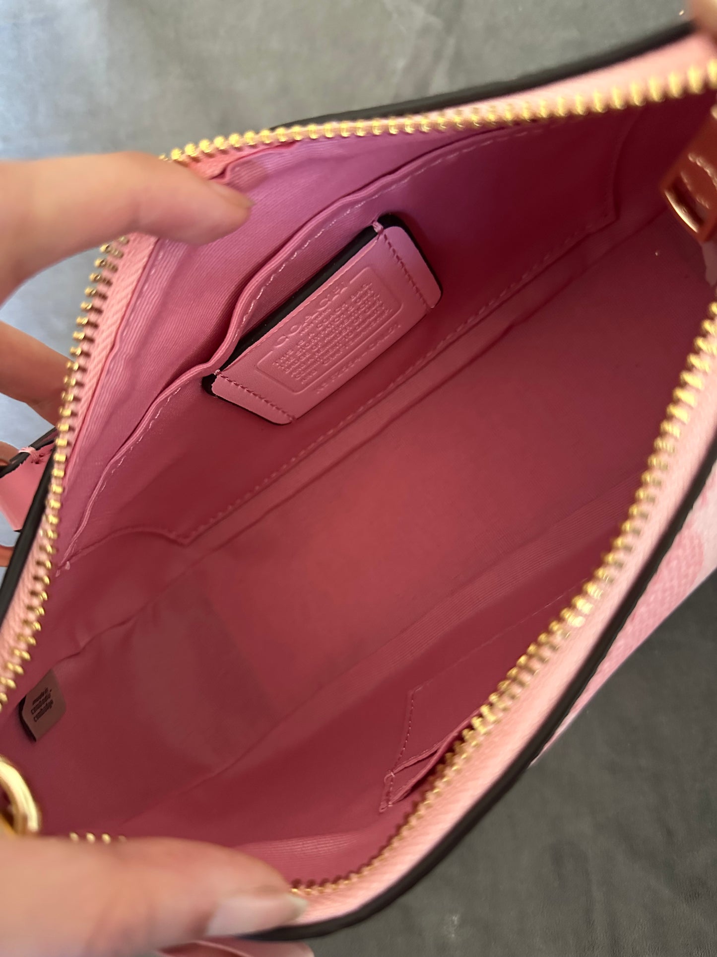 Teri Pretty in Pink Shoulder bag