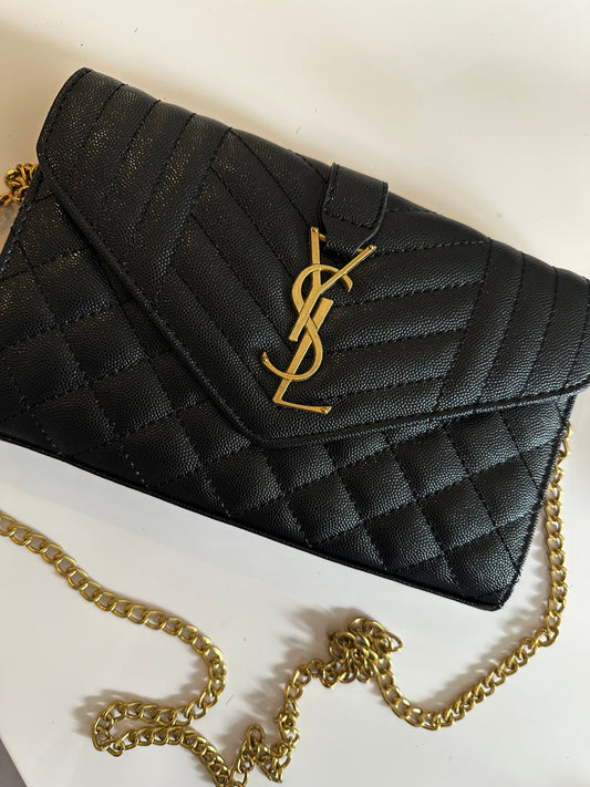 Black Mattlesse Cross body clutch Bag