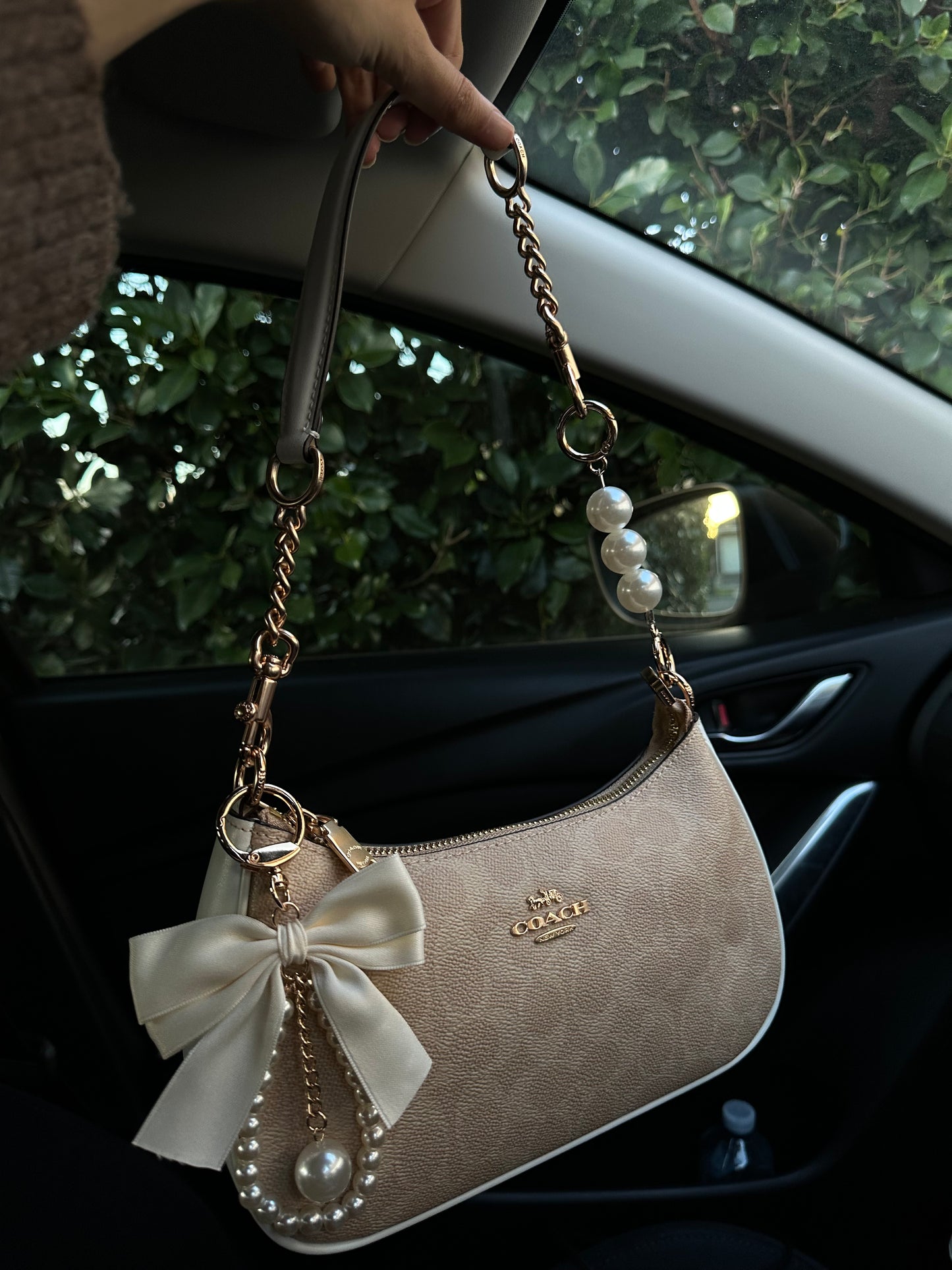 White Beige  Teri Coach Shoulder Handbag
