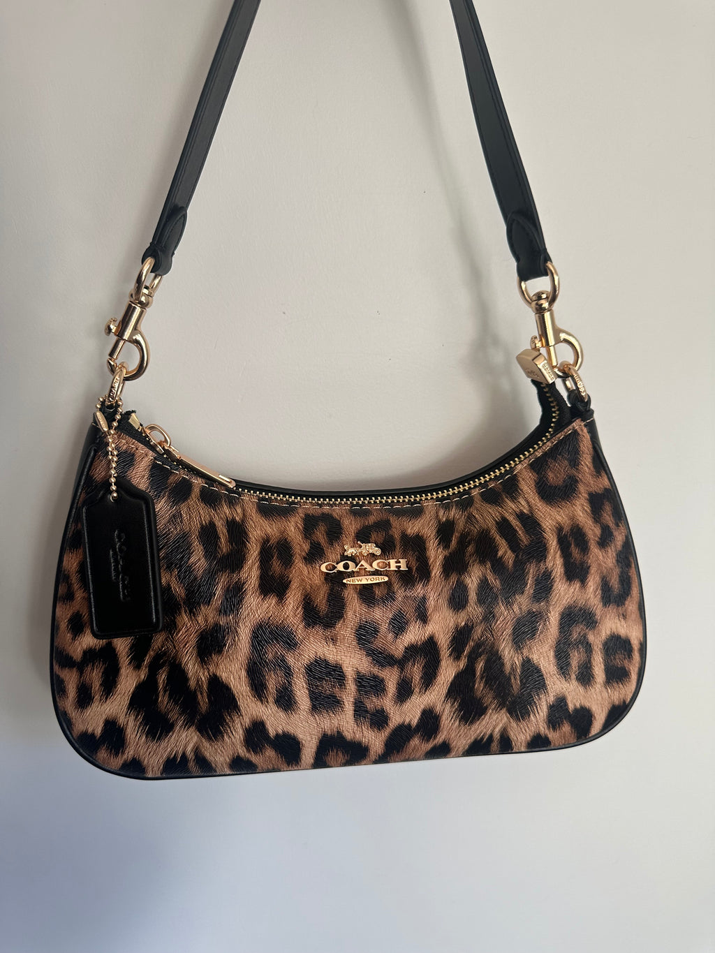 Teri Leopard Black Shoulder Handbag