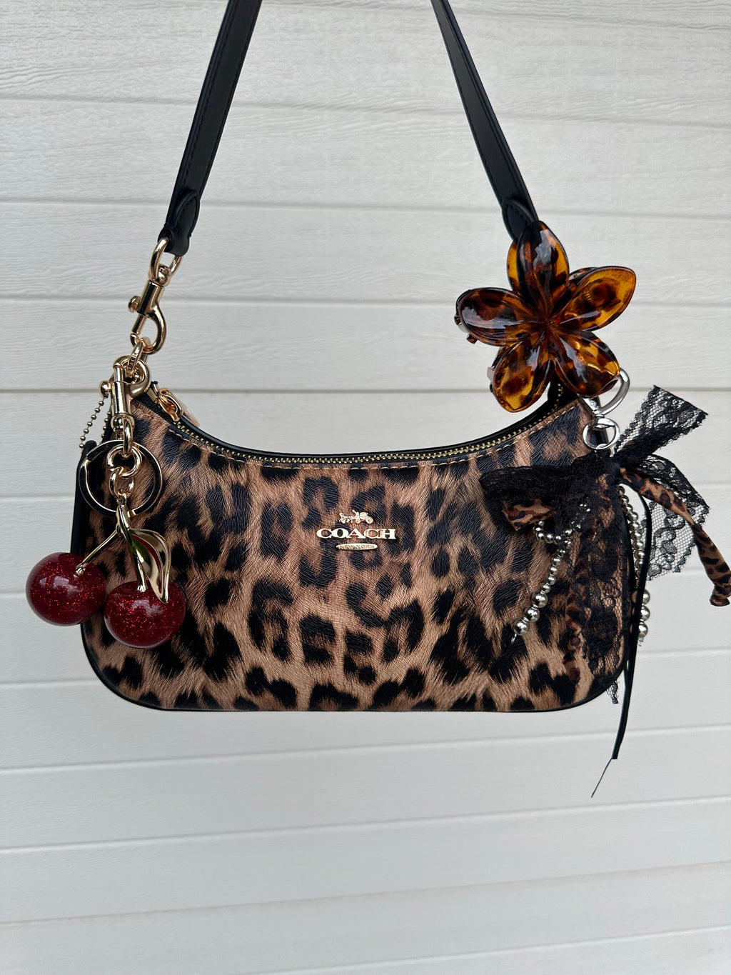 Teri Leopard Black Shoulder Handbag