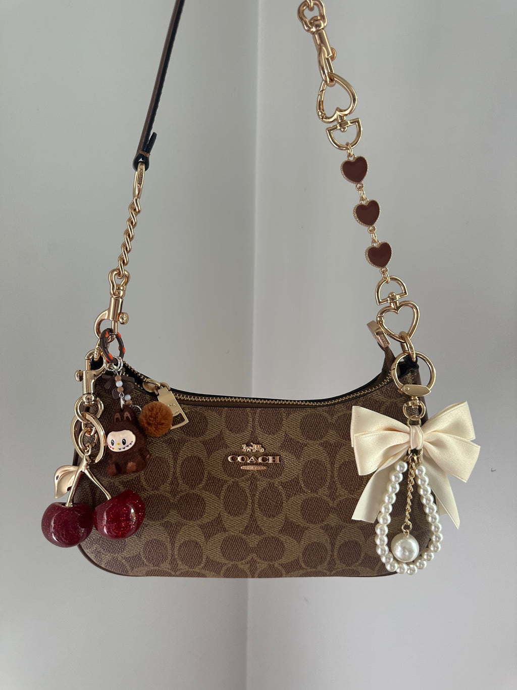 Teri Brown Shoulder bag