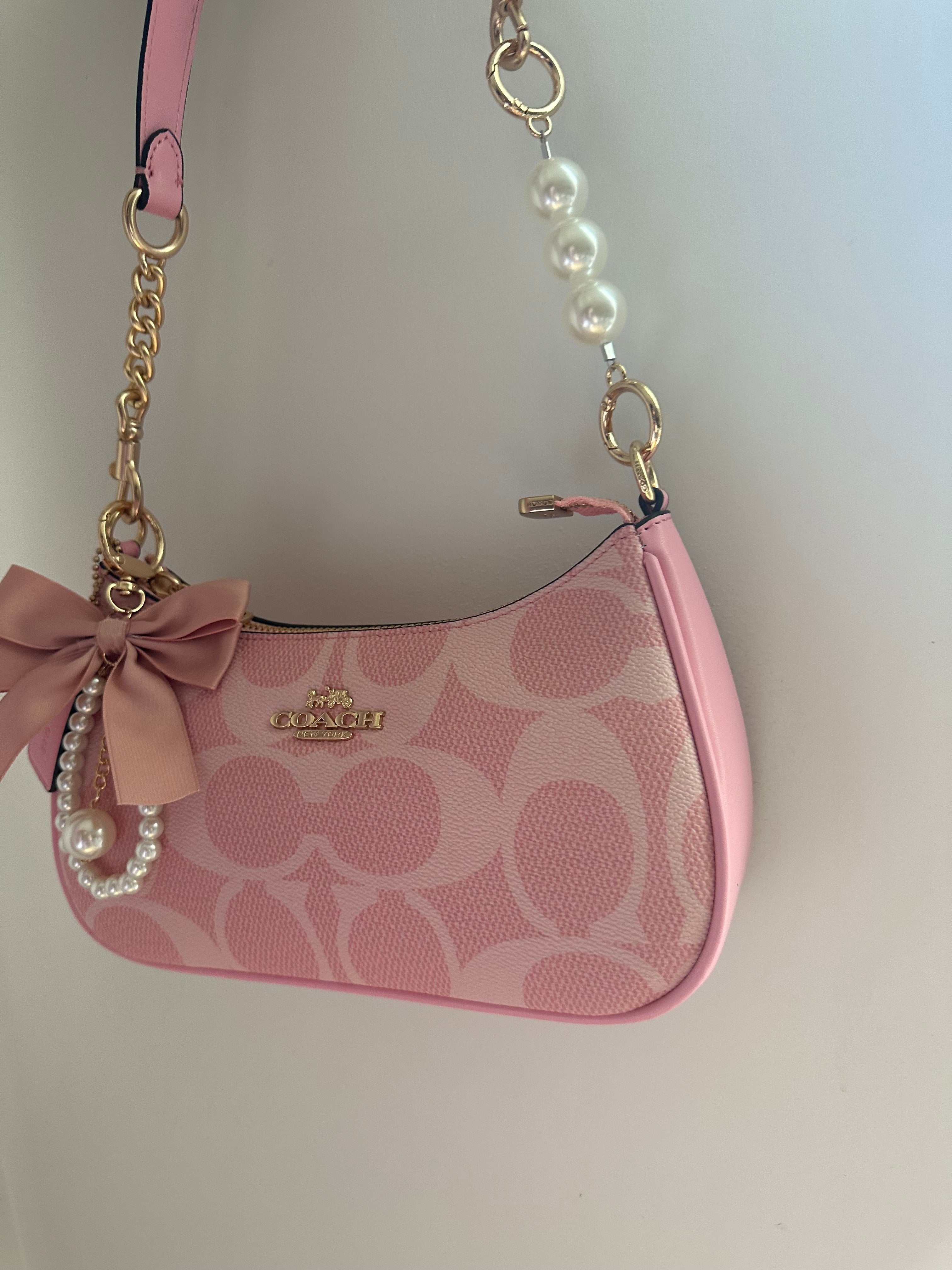 Teri Pretty in Pink Shoulder bag