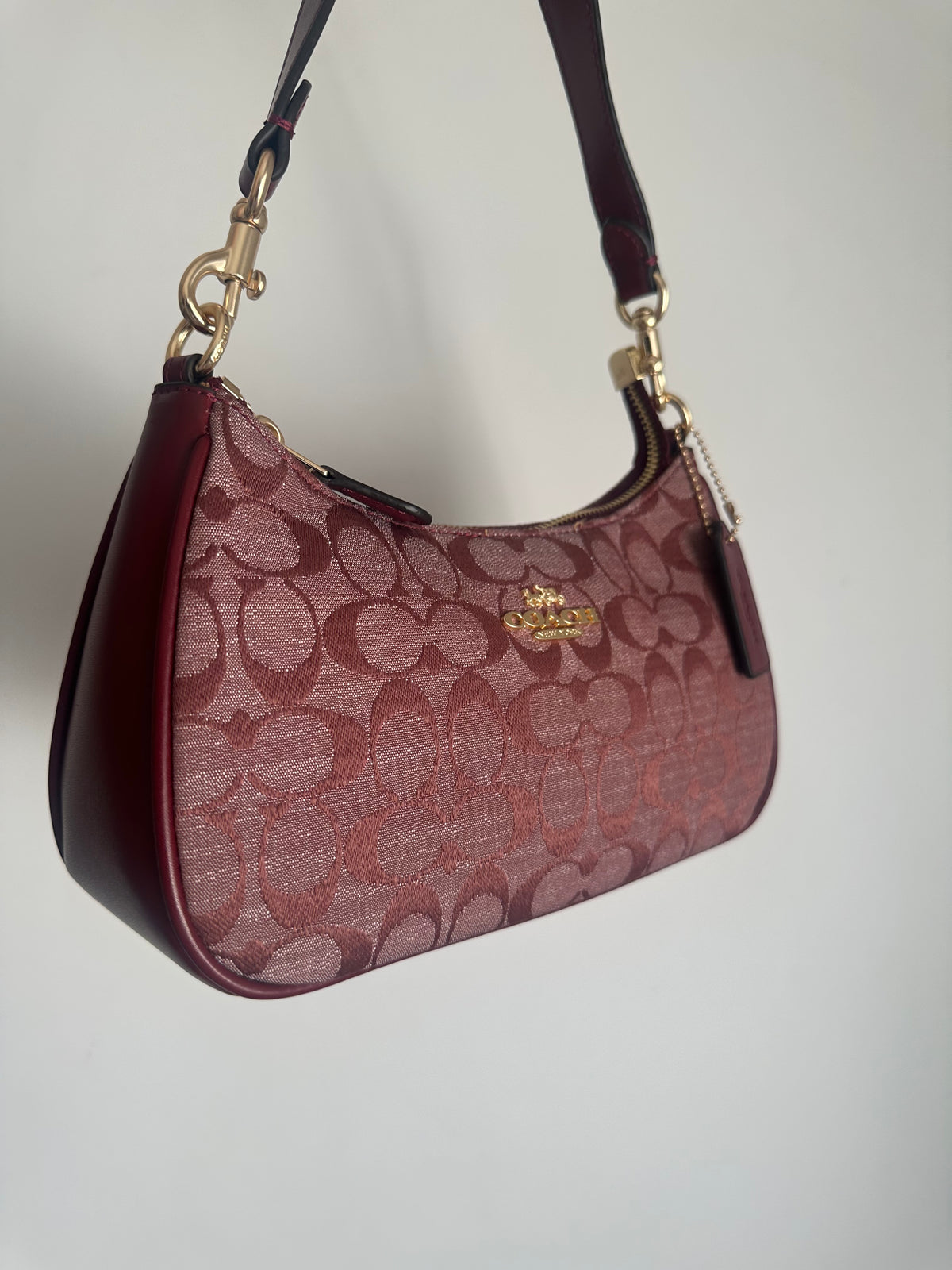 Teri Denim Shoulder Handbag Burgundy