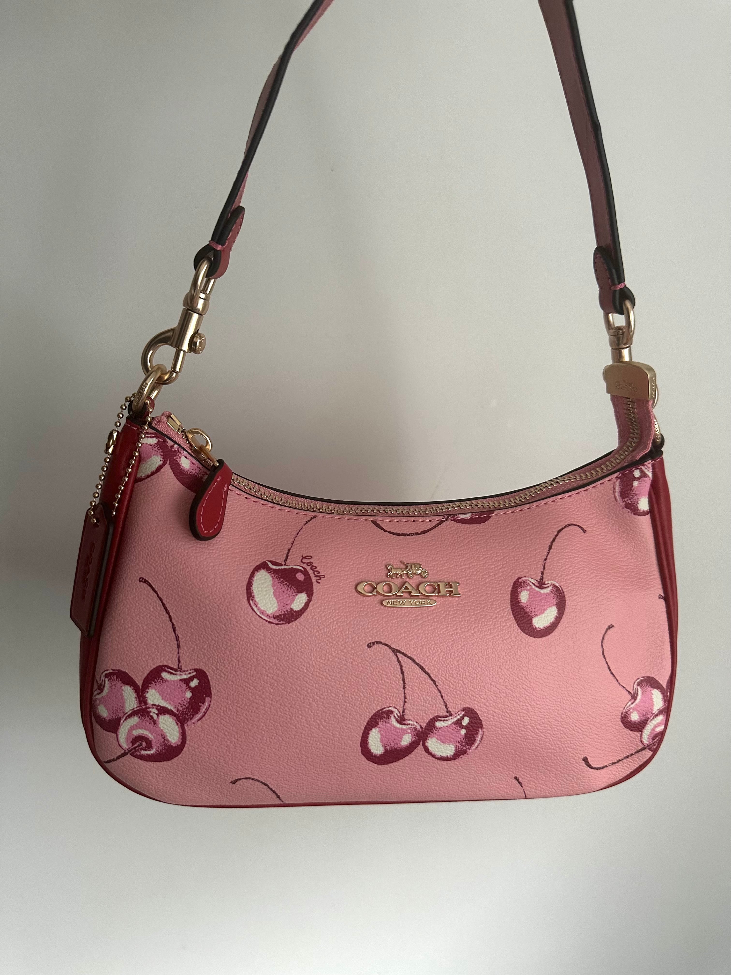 Teri Cherry Pink Shoulder bag