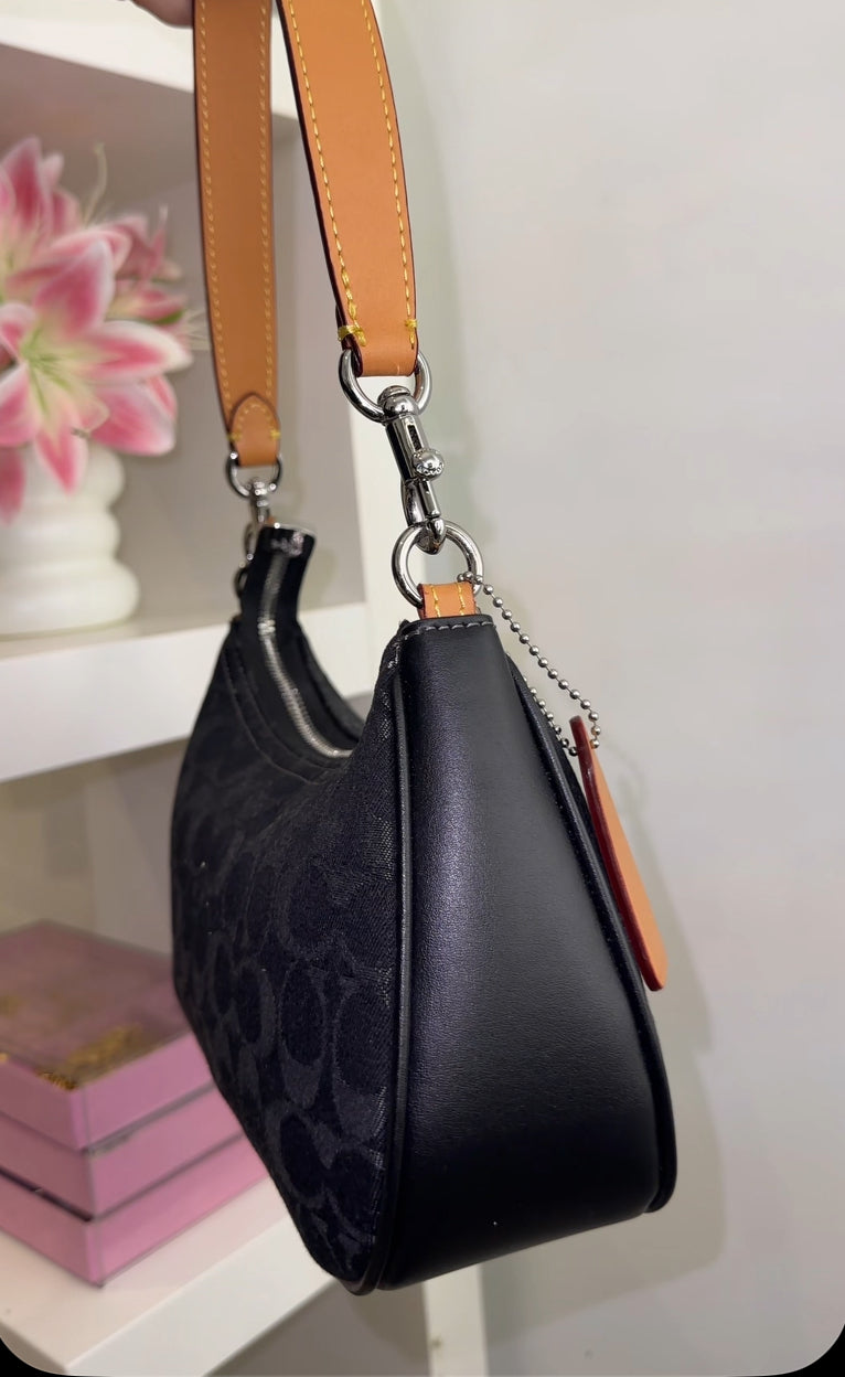 Jacquard Shoulder Bag – Black