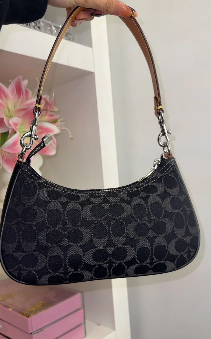 Jacquard Shoulder Bag – Black