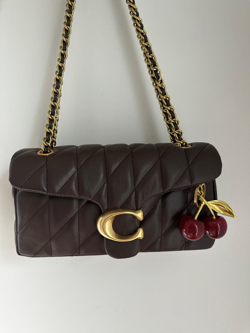 Tabby 26 Chain Shoulder Bag – Chocolate Brown
