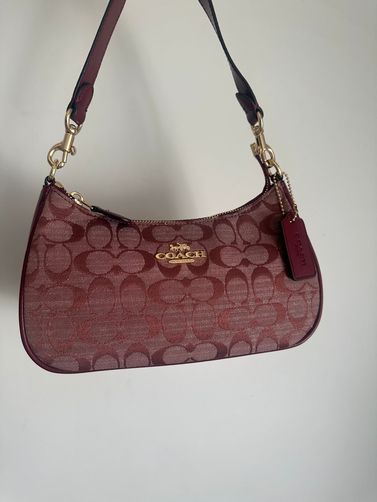 Teri Denim Shoulder Handbag Burgundy