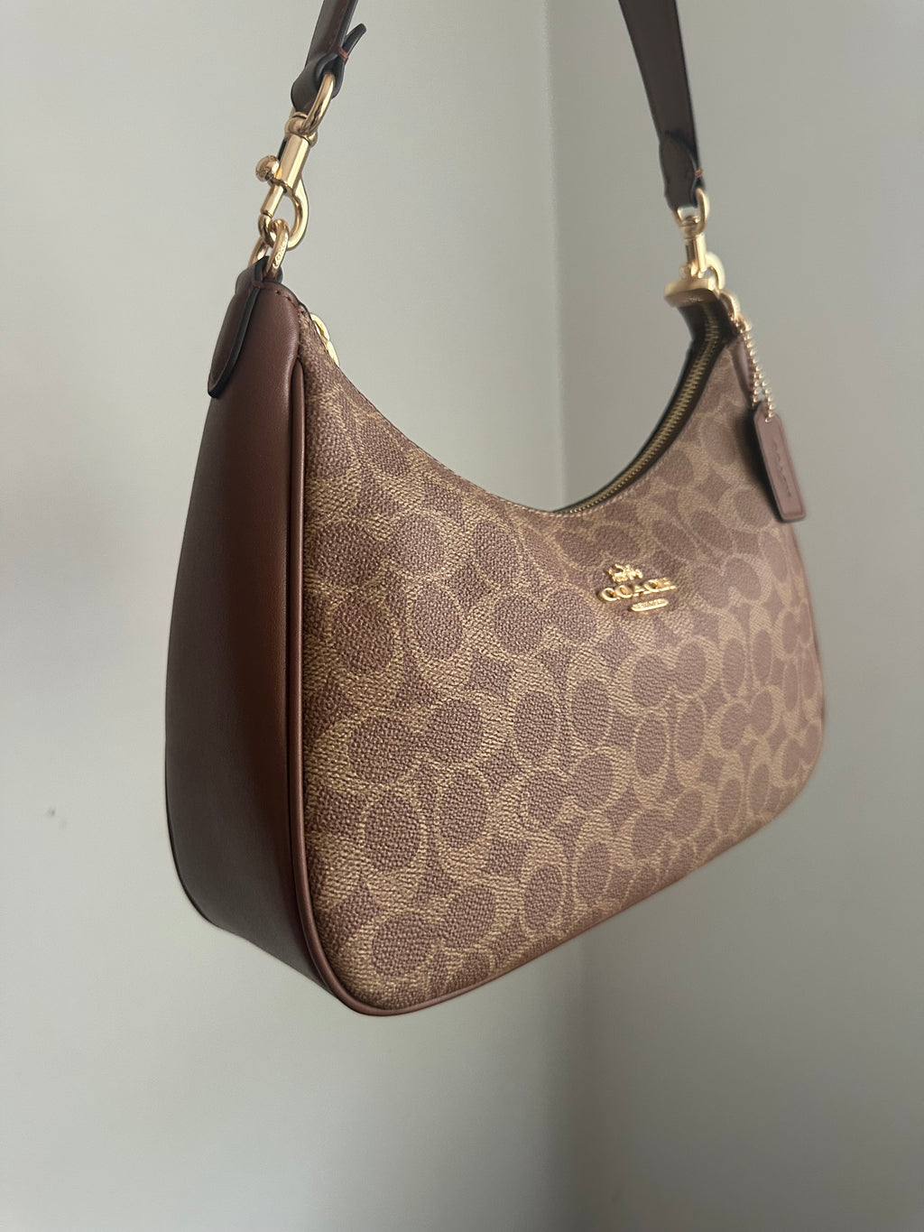 Hobo brown leather Teri Charmed bag