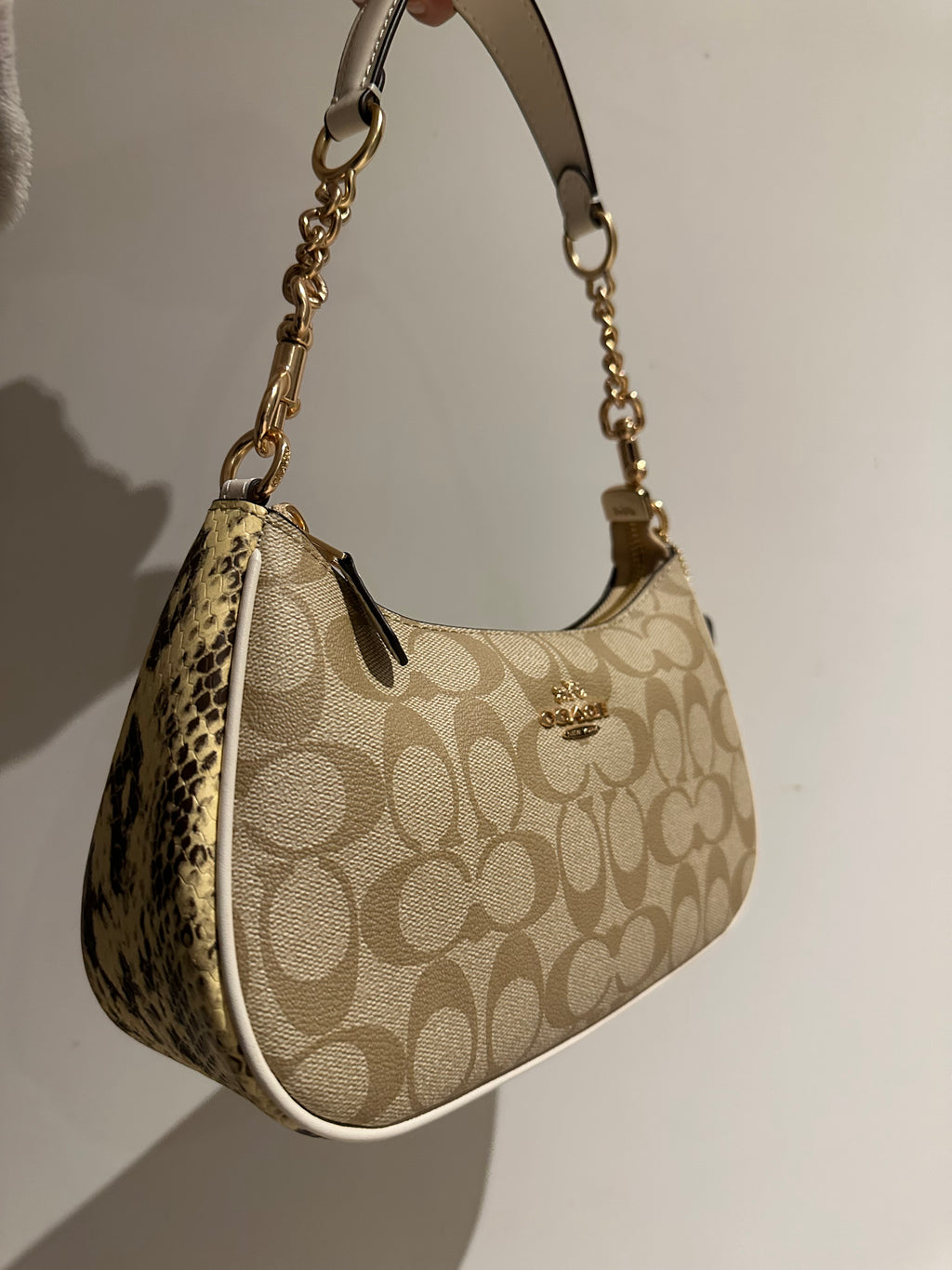 Teri Snake print Shoulder Handbag
