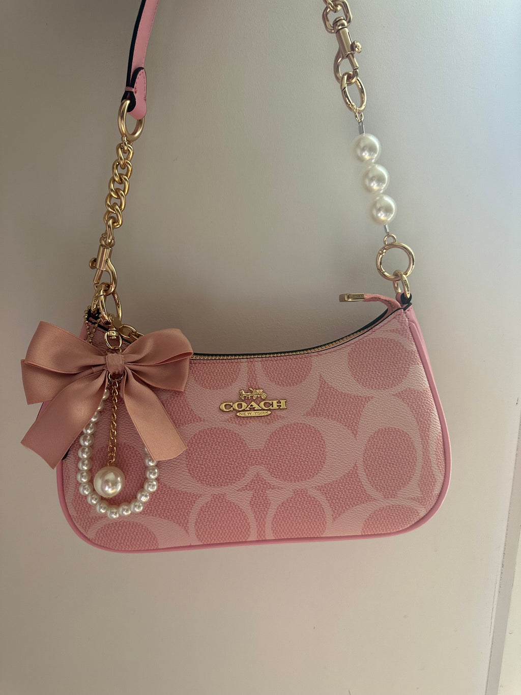 Teri Pretty in Pink Shoulder bag