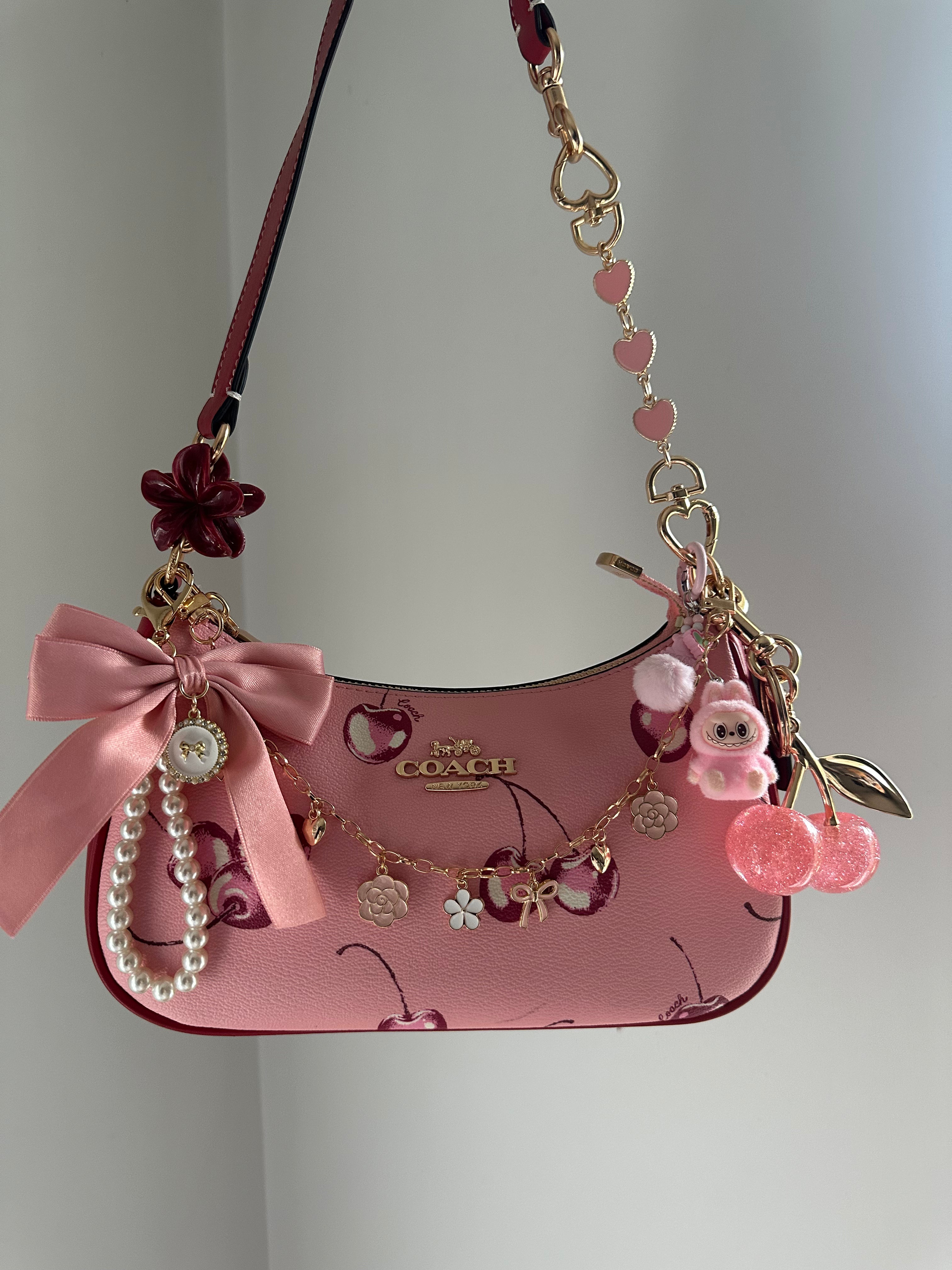 Teri Cherry Pink Shoulder bag